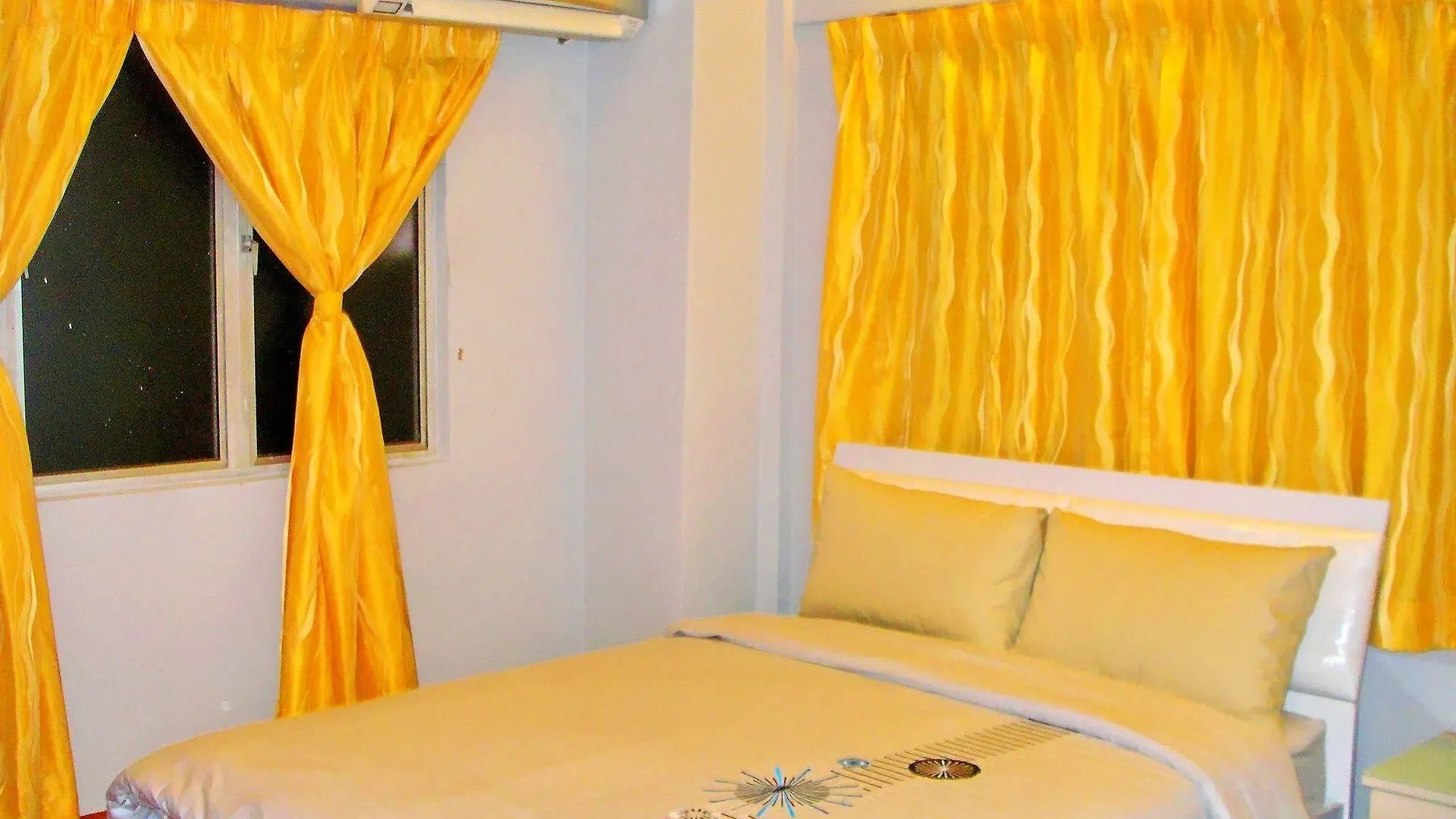 Malacca Hotel Apartment 0*,